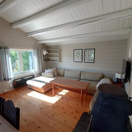 Korsbakken Lodge Isfjorden