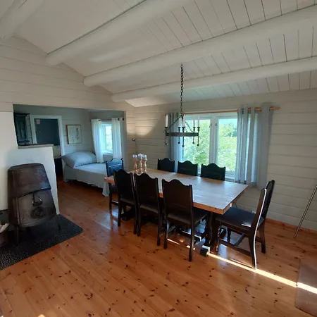 Korsbakken Lodge *